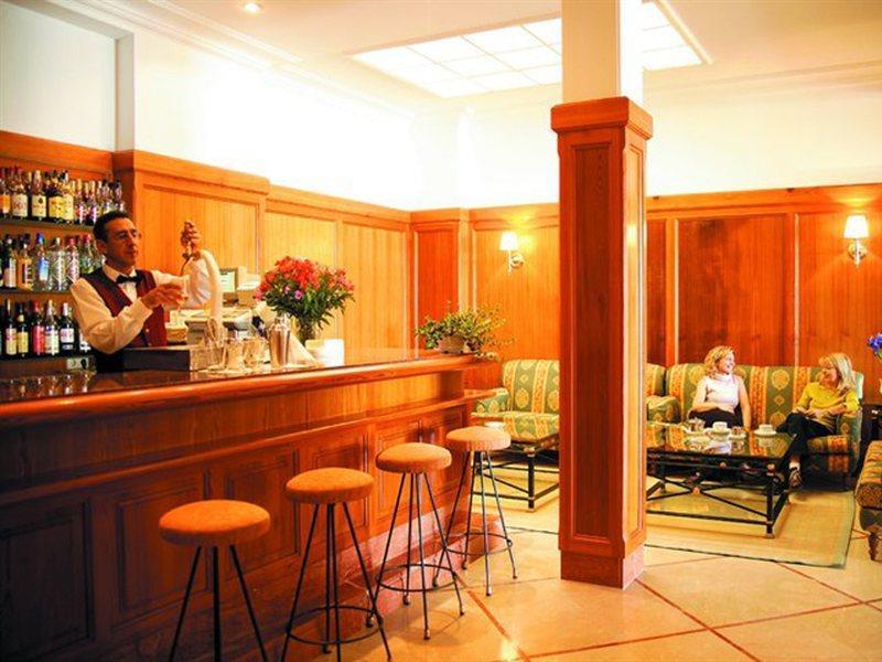 Hotel Miramar Mallorca Port de Pollença Exteriör bild
